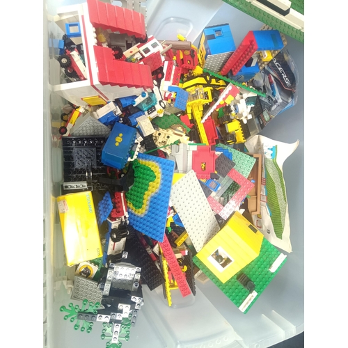 180C - A Large Box of Lego