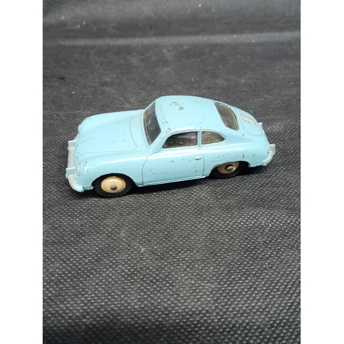 227D - Dinky Toys - Die Cast Metal 182 Porsche 356a