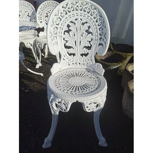 1A - Garden table and 4 Chair with Foliate Leaf Pattern