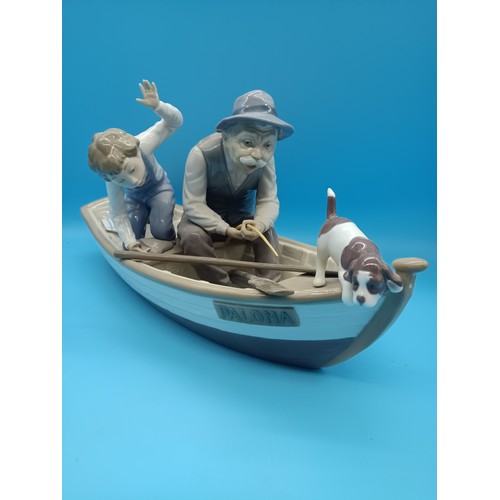 399 - Lladro 5215 Fishing With Gramps Large Porcelain Figure 15