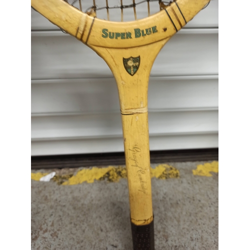 239B - 3 x  Rackets