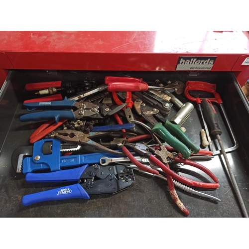 82 - Halfords Professional Tool Chest, On Castors, Including Contents. With Key.