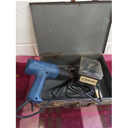 155 - A 240v Heat Gun With Assorted Shrink Tubing In Metal Case.