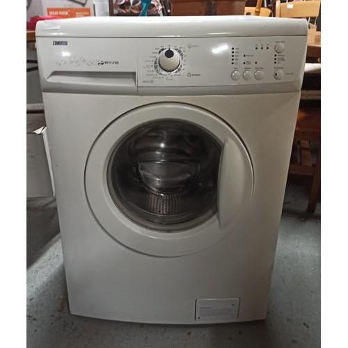 266 - A Zanussi Easy Iron ZW65145 washing machine.