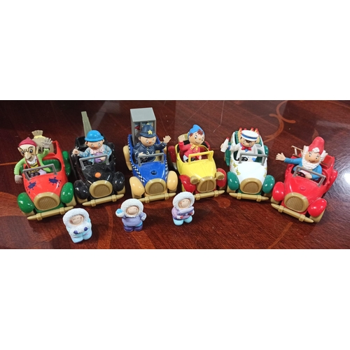 1105 - Corgi Noddy In Toy Land Toys 6 x Cars, 9 x Figures.