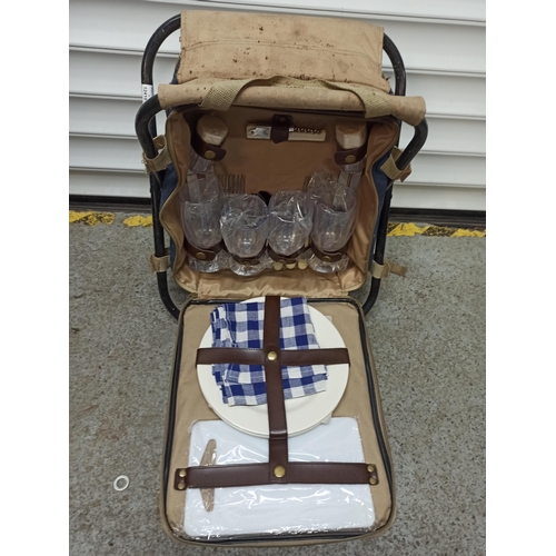 107B - A Picnic Hamper Rucksack With Folding Stool.