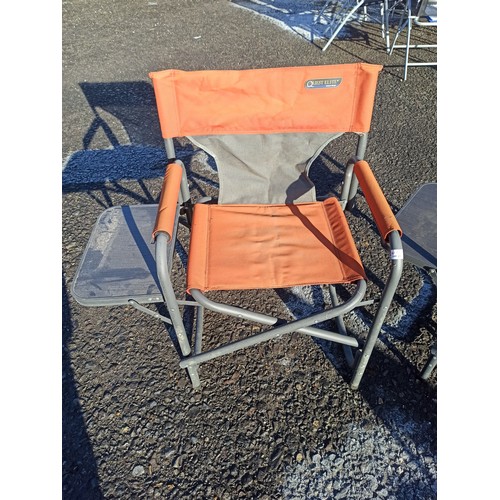 13 - Pair of Quest Elite Deluxe Range Folding Director Chairs with Side Tray