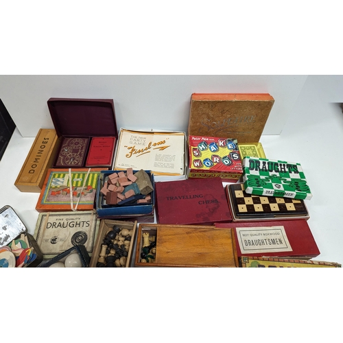 1073 - A Quantity Of Vintage Games.