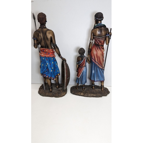 522 - A Pair Of Leonardo Collection Massai Figurines, 2003 (Repair To Spear)
48cm Tall.