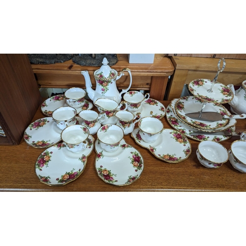 377 - A Royal Albert Old Country Roses Tea and Coffee Service inc. 6 x Mugs, 6 x Tea Cups and Saucers, 1 x... 