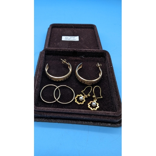 418 - 3 x Pairs of 9ct Gold Earrings  3 Grams Weight