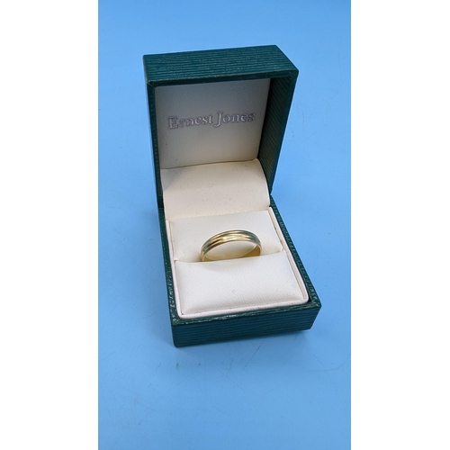 403 - A Hallmarked 18ct Gold Ring 2.75gms Size R/S