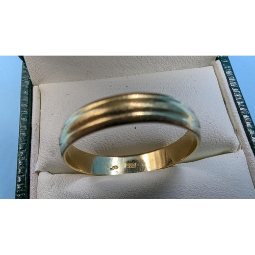 403 - A Hallmarked 18ct Gold Ring 2.75gms Size R/S