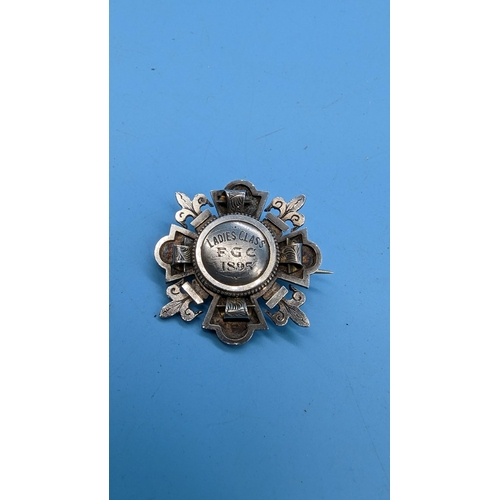 560 - Silver Brooch