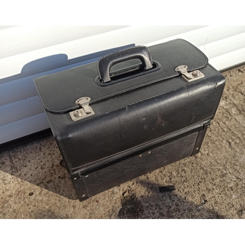 138 - Flight Case with Keys