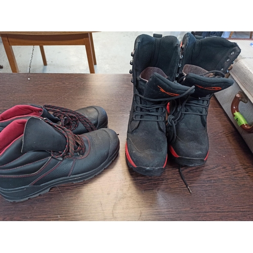 Fishing & Safety Boots x 2 pairs. Size 9. TF gear Thinsulate
