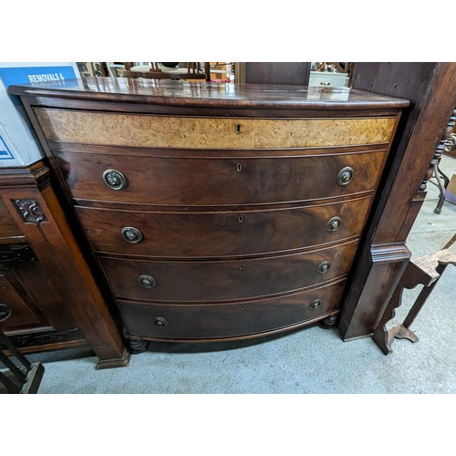 630 - A Bow Fronted Mahogany Chest Of Drawers.
118cm x 116cm x 57cm.