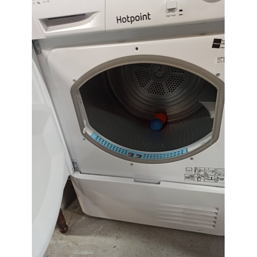 255 - Hotpoint Aquarius 7KW CDN7000 Tumble Dryer