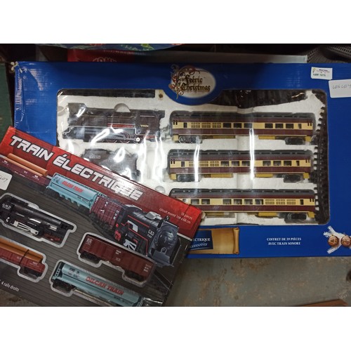 1075 - Train Set x 2. Christmas Train Set With Train Carriges & Track. 1 Set With Train, Rolling Stock & Tr... 