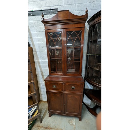 461 - 2Oth Century Escritoire Library unit -  handsome piece of furniture in a Chippendale style