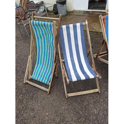 235 - 4 x Vintage Deck Chairs.