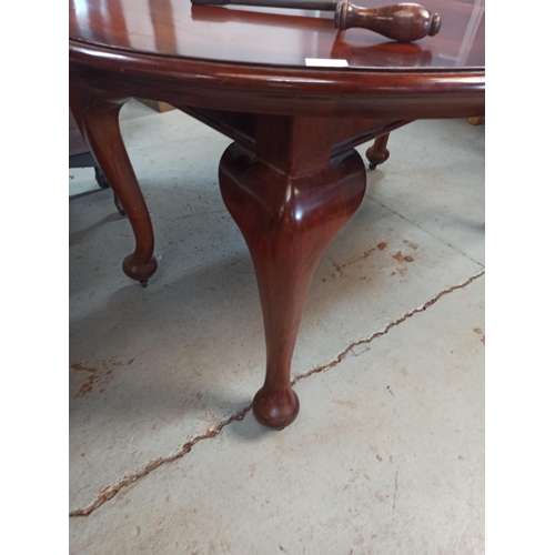 581 - Antique  Queen Victoria Wind Out Extending Dining Table.