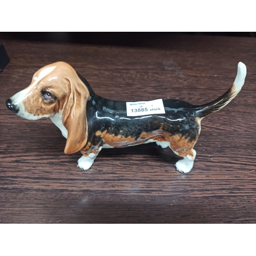 1085 - A Beswick Basset, No Visible Cracks Or Chips.
13cm H x 23cm L.