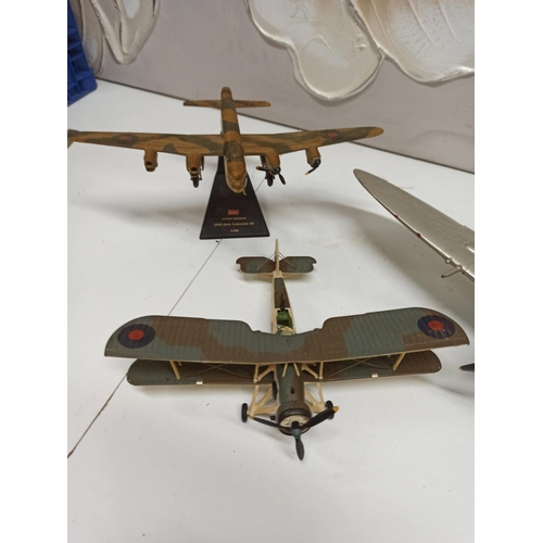 1216 - Assorted Aeroplane Models.