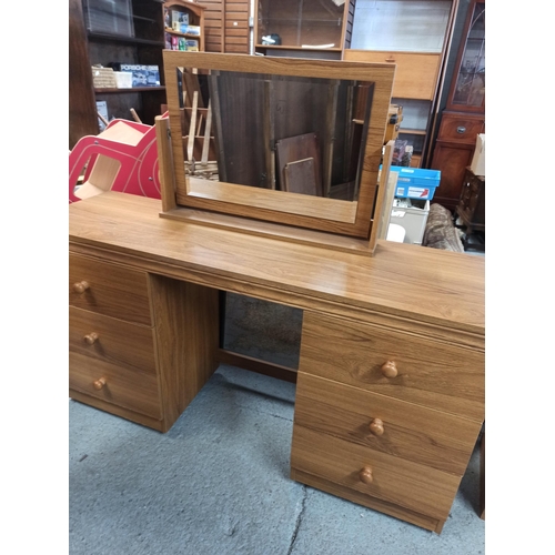 716 - A Dressing Table With Mirror And Chair.
146cm L x 70cm H x 43cm W.