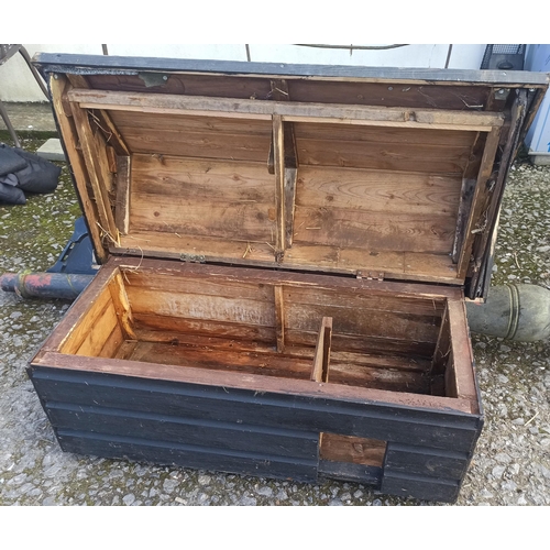 80 - A Rabbit Hutch With Lifting Lid.
59cm H x 120cm L x 65cm W.