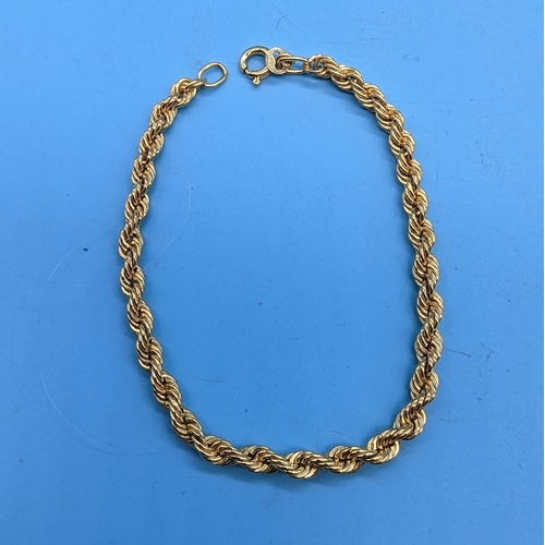 414 - A 9ct Gold Bracelet. 2.07gms.