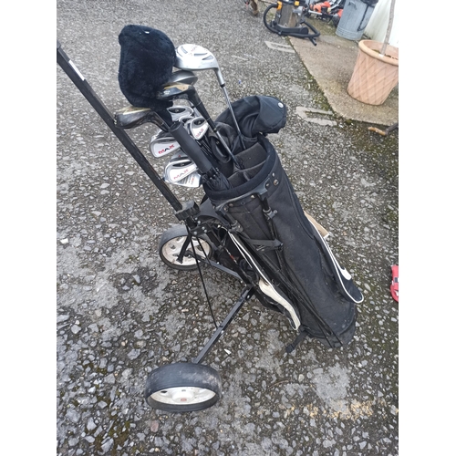 194 - A Full Set Of Golf Clubs. 2 x Trolley Shoes. Dunlop Golf Bag With Dunlop Max & Wilson Clubs, Trolley... 