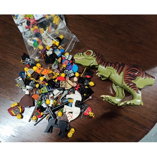 1252 - A Bag Of Lego Figures Including Dinosaur (Tail Missing From Dinosaur)