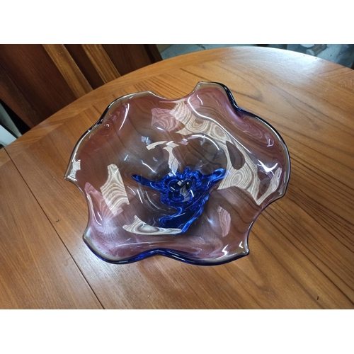 1013 - Large Studio Glass Fruit Bowl