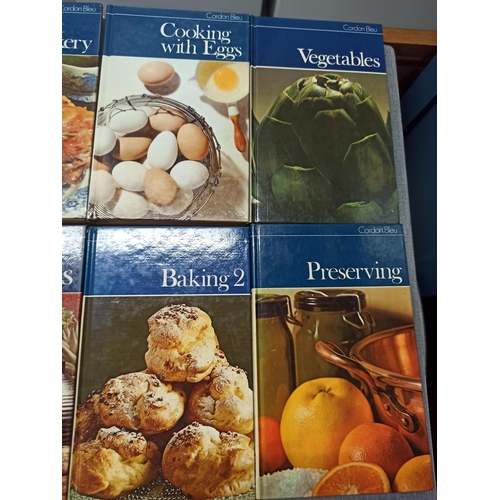 1061 - A Collection of Cordon Bleu Cookery Books x 14