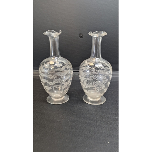 1111 - A Matching Pair of Edwardian Engraved Vases