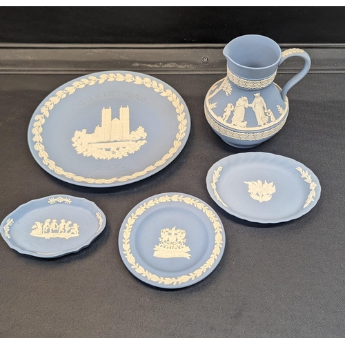 1119 - A Quantity of Wedgewood Jasperware