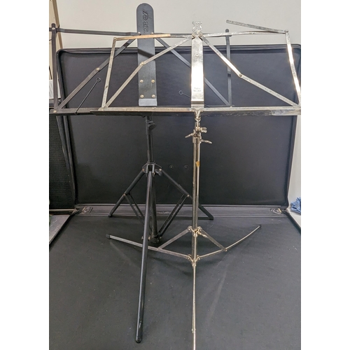 1208 - 2 x Music Stands