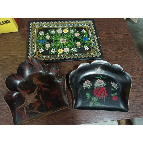 835B - Lacquerware/Bargeware Painted Tray and Dustpans