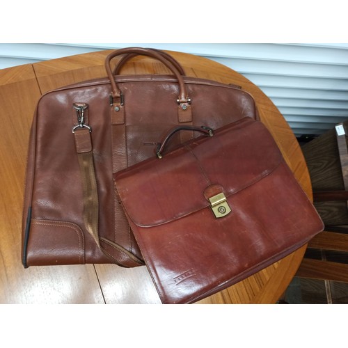 1163 - A Large Jekyll & Hide Suit Carrier & Fexier Leather Brief Case.