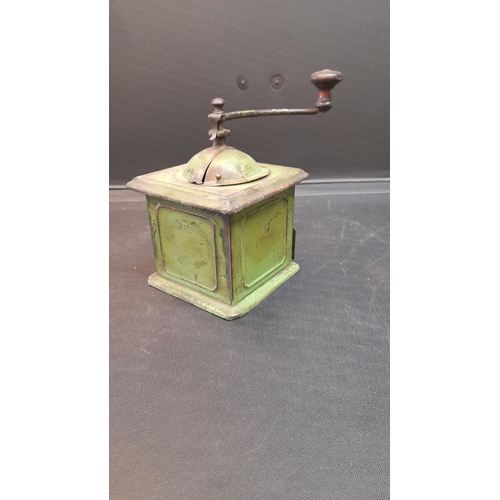 512 - A Vintage Green Coffee Grinder 14cm L x 14cm W x 12cm H