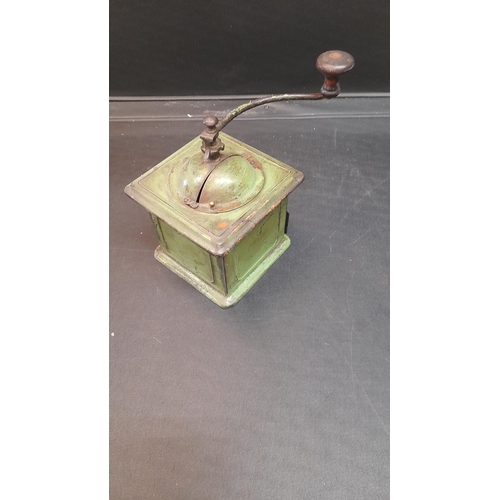 512 - A Vintage Green Coffee Grinder 14cm L x 14cm W x 12cm H