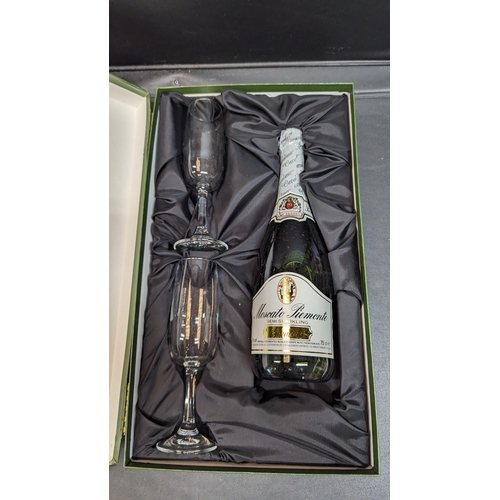 680 - The Knightsbridge Wine Vaults Gift Box Moscato Piemonte Cavalino