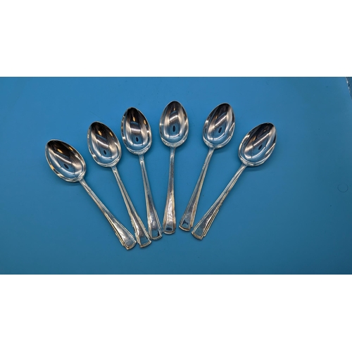 520D - 6 x Sheffield Silver Plate Spoons