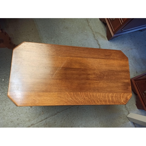 533 - Mid Century Style Coffee Table with Lower Shelf 51cm H x 73cm W x 36cm D