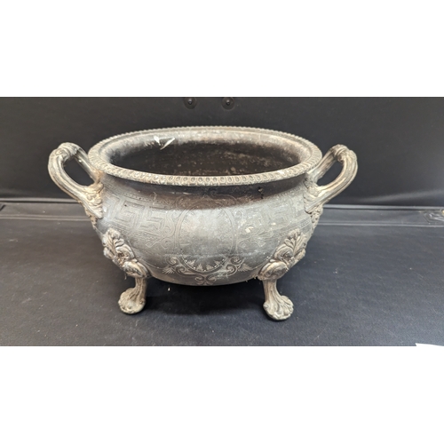 652B - Antique Pewter Champagne Bucket