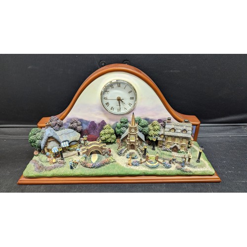 Hawthorne Village Lamp Light Mantle Clock Limited Edition Thomas Kinkade
