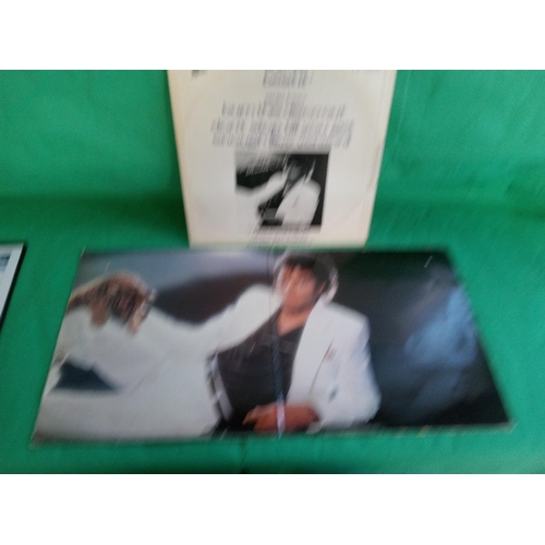 702 - Michael Jackson Thriller Album & Beat It 12 inch Single