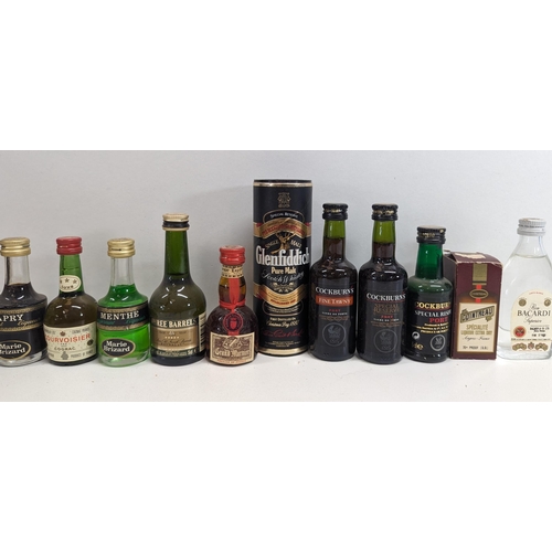 557 - A Quantity of Miniature Spirits and Liqueurs inc. Glenfiddich