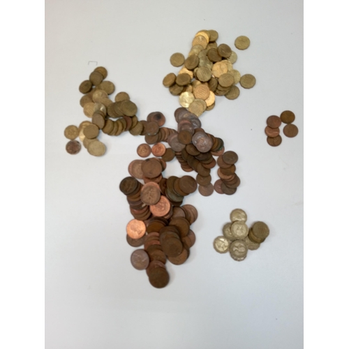 655 - A Large Quantity of Threepenny Bits Half Pennies , Farthings etc.